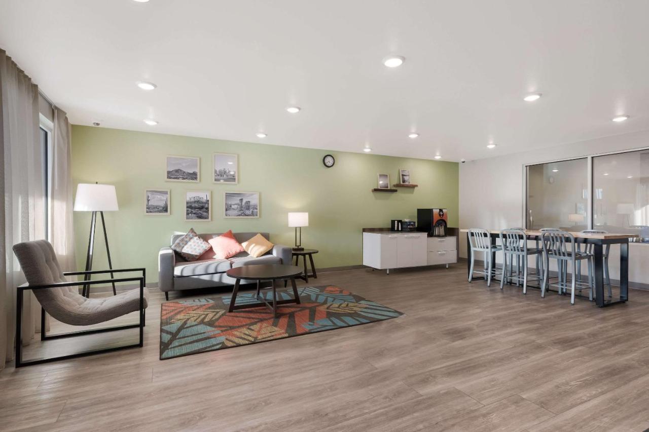 Woodspring Suites Phoenix-Deer Valley Exterior foto